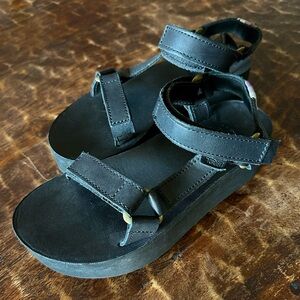 Teva Flatform Leather Sandals
